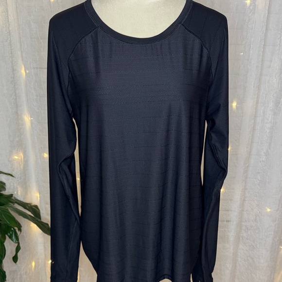 tek gear Tops - Tek Gear Women's Dark Long Sleeve Top